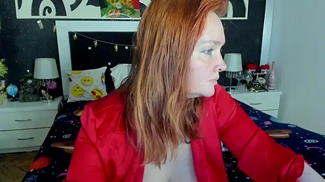 Snapshot of SinFulTitsDD chatting on 02/20/25, 08:36 SinFulTitsDD online show from 02/20/25, 08:36