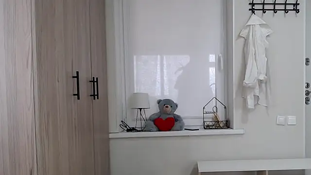 increible della online show from 10/21/25, 08:26