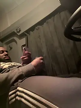 waakenda online show from 11/28/25, 12:35