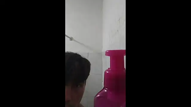 Luisoon001 online show from 11/10/25, 07:29