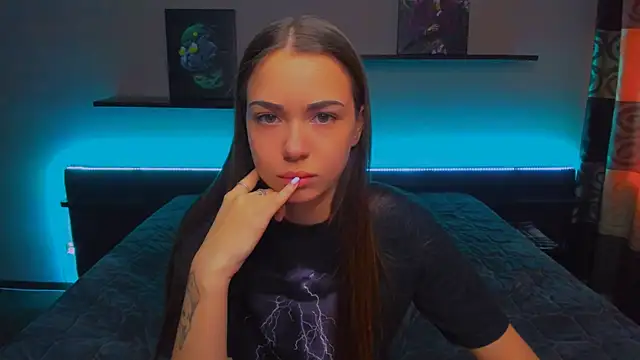 AlexaBarkley online show from 12/25/24, 03:08