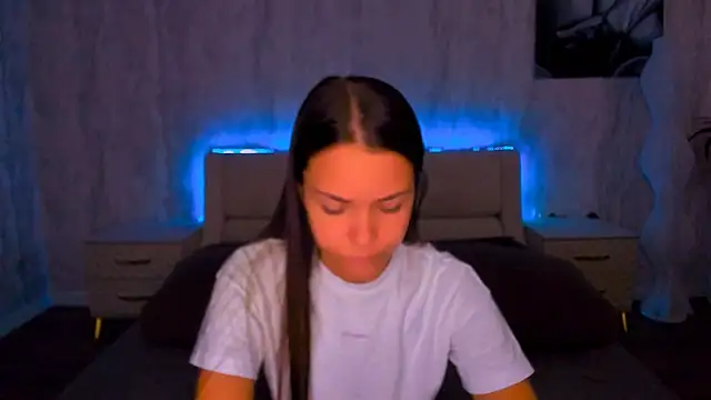 AlexaBarkley online show from 07/17/26, 01:12