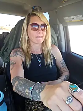 SheIsSomething online show from 02/06/25, 09:06