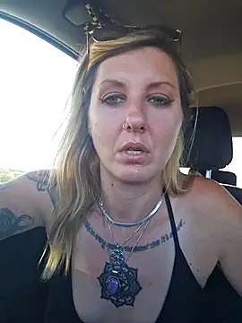 SheIsSomething online show from 02/18/26, 11:55