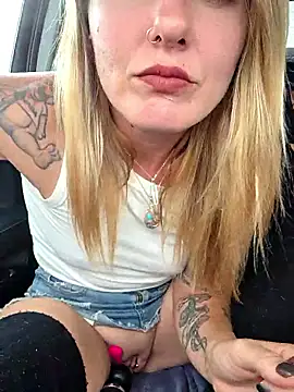 SheIsSomething online show from 04/13/26, 11:10