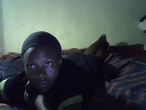 cute-shamza online show from 10/10/25, 03:49