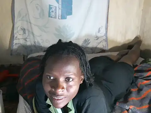 cute-shamza online show from 12/14/25, 01:55