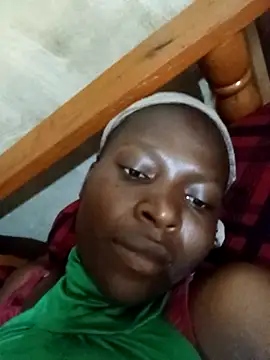 cute-shamza online show from 01/10/26, 08:49