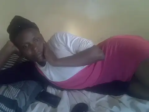 Snapshot of cute-shamza chatting on 07/20/26, 05:22 cute-shamza online show from 07/20/26, 05:22