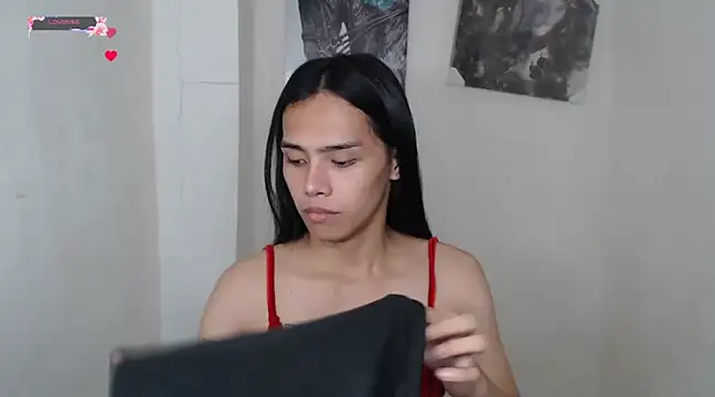 Snapshot of shecutie69 chatting on 01/15/25, 10:17 shecutie69 online show from 01/15/25, 10:17