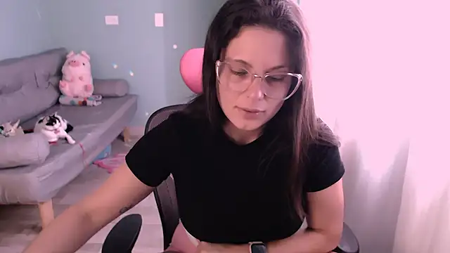 DoctoraMica online show from 10/16/25, 05:47