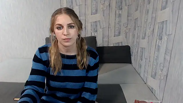 Snapshot of Pilly_green_ chatting on 03/16/25, 10:44 Pilly green online show from 03/16/25, 10:44