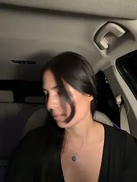 clairewntr online show from 10/30/25, 07:36