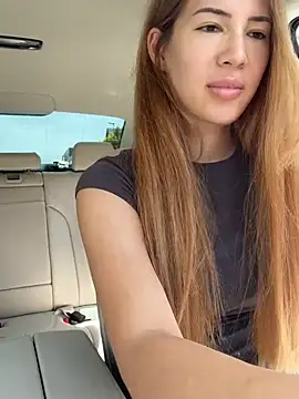 Snapshot of clairewntr chatting on 07/03/26, 11:16 clairewntr online show from 07/03/26, 11:16