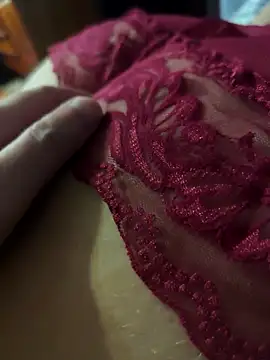 LovlyAnnie online show from 12/01/25, 05:45