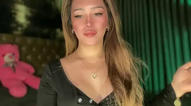 Snapshot of Jasmine_Elcock chatting on 12/03/24, 12:06 Jasmine Elcock online show from 12/03/24, 12:06