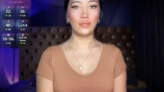 Snapshot of Jasmine_Elcock chatting on 09/14/25, 06:29 Jasmine Elcock online show from 09/14/25, 06:29