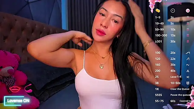 Snapshot of Jasmine_Elcock chatting on 04/02/26, 03:31 Jasmine Elcock online show from 04/02/26, 03:31