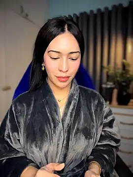 Jasmine Elcock online show from 04/22/26, 02:07