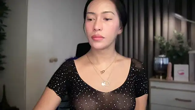 Jasmine Elcock online show from 05/22/26, 03:46