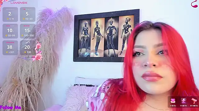 Snapshot of SophieRossi chatting on 02/07/25, 05:10 SophieRossi online show from 02/07/25, 05:10