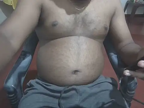 Snapshot of rmshm chatting on 10/15/25, 05:13 rmshm online show from 10/15/25, 05:13