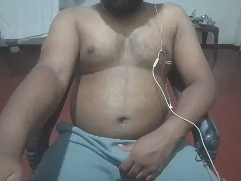 Snapshot of rmshm chatting on 11/01/25, 05:04 rmshm online show from 11/01/25, 05:04