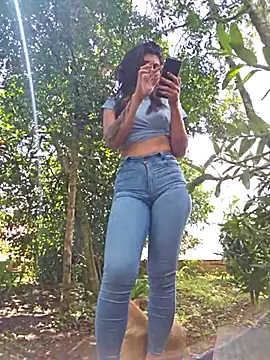 Yuky ta online show from 02/15/25, 06:55