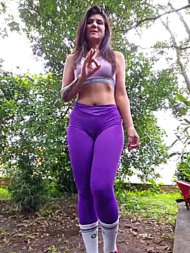 Yuky ta online show from 03/05/25, 06:12