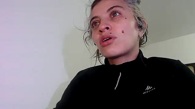 mariecam420 online show from 12/19/24, 01:07