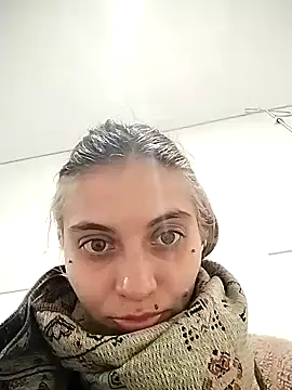 mariecam420 online show from 12/21/24, 02:37