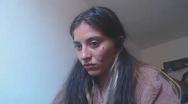 mariecam420 online show from 12/22/24, 07:52