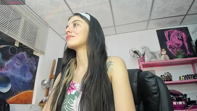 mariecam420 online show from 04/04/26, 07:44