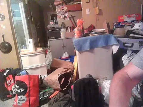 M9ntreal online show from 09/10/25, 04:34