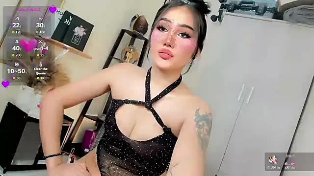 Icon1c LiLy online show from 10/30/25, 06:08