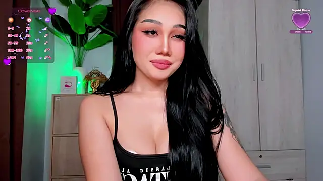 Snapshot of Icon1c_LiLy chatting on 05/26/26, 07:43 Icon1c LiLy online show from 05/26/26, 07:43