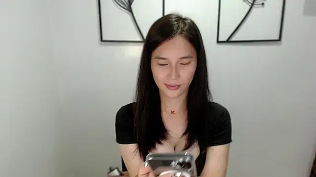 AmazingLuchie online show from 03/05/26, 06:31