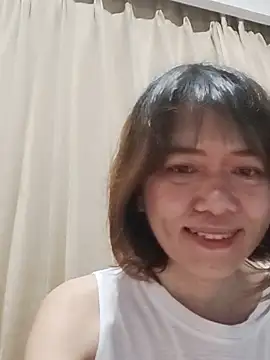 Little suzy5 online show from 02/25/25, 08:30