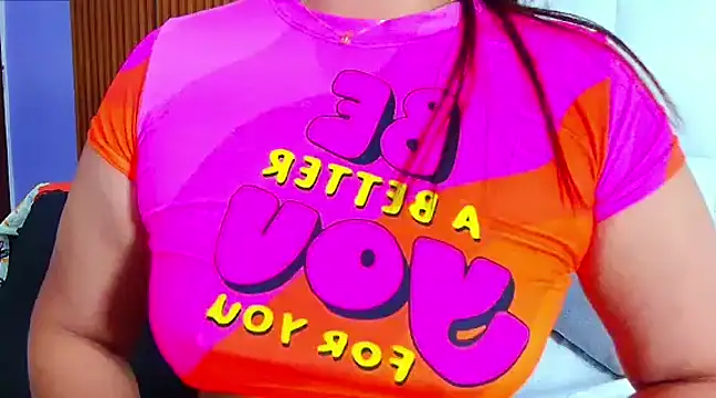 IrresistibleMilf online show from 02/07/25, 04:03