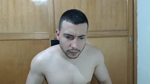 Snapshot of Armando_2002 chatting on 05/31/26, 03:58 Armando 2002 online show from 05/31/26, 03:58