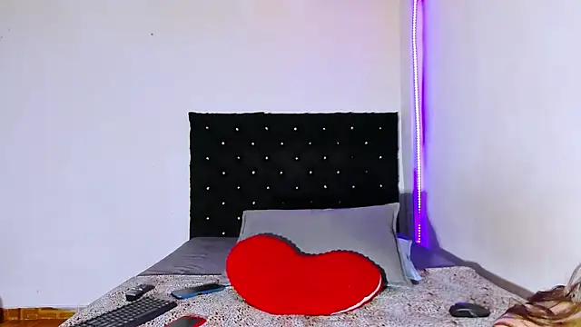 valen colombian69 online show from 04/19/26, 07:40