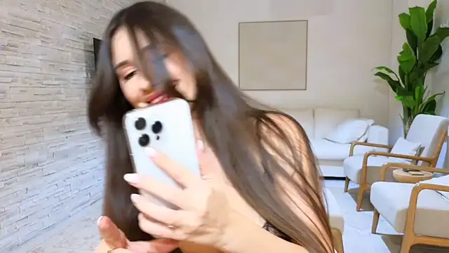 Snapshot of diamond_desiree chatting on 01/21/25, 09:15 diamond desiree online show from 01/21/25, 09:15