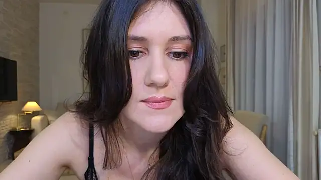 Snapshot of diamond_desiree chatting on 06/01/26, 09:49 diamond desiree online show from 06/01/26, 09:49