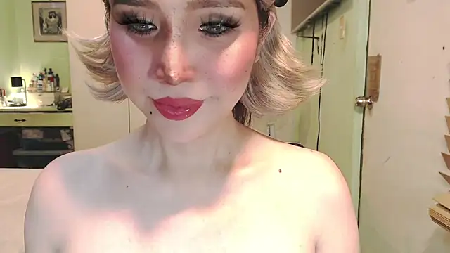 Ezradeliciosa online show from 05/11/26, 01:00