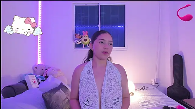 Snapshot of MollyG18 chatting on 12/04/24, 04:21 MollyG18 online show from 12/04/24, 04:21