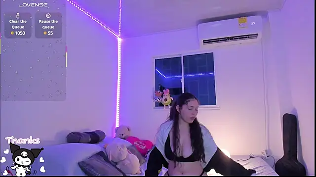 Snapshot of MollyG18 chatting on 02/02/25, 06:48 MollyG18 online show from 02/02/25, 06:48