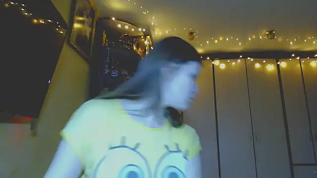 Snapshot of Klementa chatting on 12/13/24, 06:05 Klementa online show from 12/13/24, 06:05