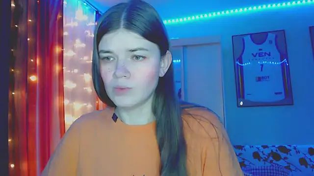 Snapshot of Klementa chatting on 10/16/25, 06:42 Klementa online show from 10/16/25, 06:42