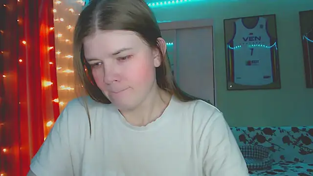 Snapshot of Klementa chatting on 11/06/25, 06:31 Klementa online show from 11/06/25, 06:31