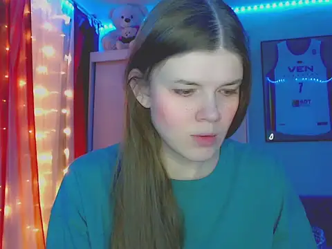 Snapshot of Klementa chatting on 02/11/26, 06:35 Klementa online show from 02/11/26, 06:35